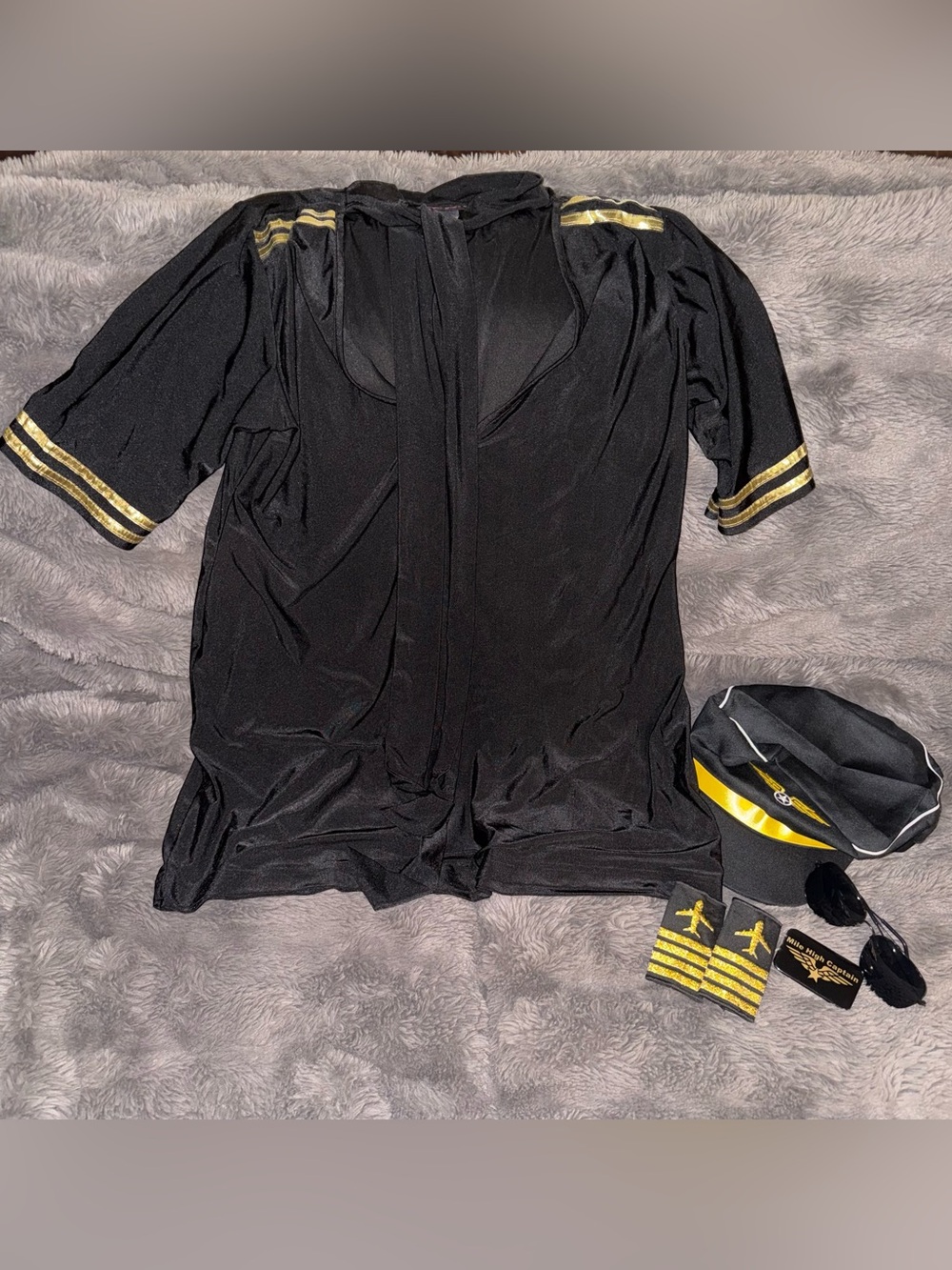 Woman’s Pilot Costume